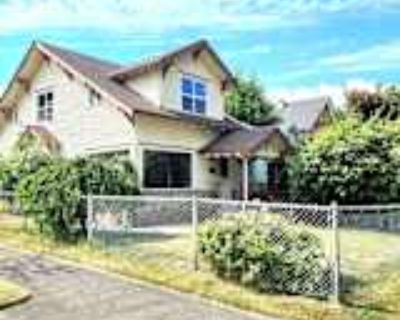 3 Bedroom 2BA 1500 ft² Pet-Friendly House For Rent in Everett, WA 2132 Lombard Ave