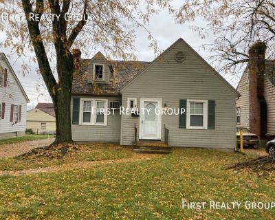 2926 Catalpa Drive. **Be Aware of Scams First Realty Group will never contact you from a personal phone/email or request you wire funds. We do not use Facebook Marketplace or Craigslist. We only offer showings through Showmojo. Applications only accepted via our website www.firstrealtygroup.us/vacancies ** Welcome to this nice single family home. Featuring a large Living room with decorative fi...