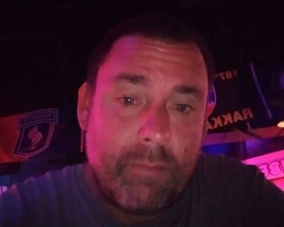 Steve - Needs an Apartment on iROOMit or a Room