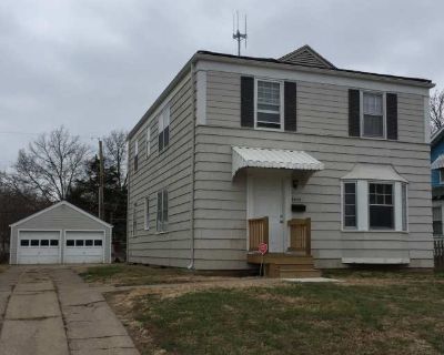 Pet-Friendly Apartment For Rent in Independence, MO