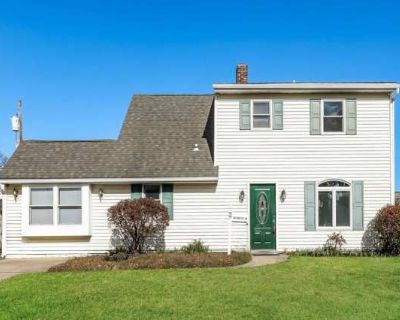 18 Azalea Ln. image_url. In unit laundry Patio / balcony Dishwasher Pet friendly Parking Recently renovated Unit Amenities air conditioning ceiling fan dishwasher in unit laundry oven patio / balcony range refrigerator recently renovated stainless steel Property Amenities cats allowed dogs allowed pet friendly parking bbq/grill internet access. Pets allowed. 3 Bedroom. 2 Bathroom. 1620 ft