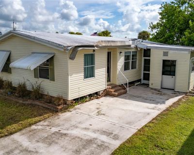 2 Bedroom 2BA 1201 ft Single Family House For Sale in North Fort Myers, FL