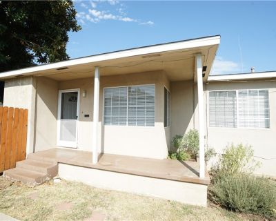 2 Bedroom 1BA 850 ft Condo For Rent in Monrovia, CA