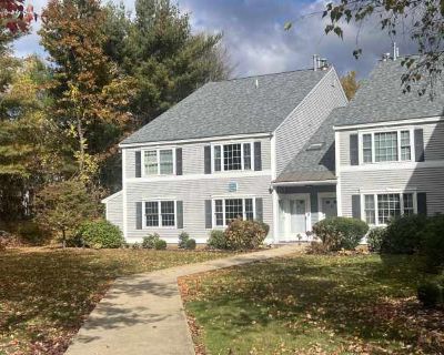 2 Bedroom 2BA 1071 ft Apartment For Rent in Portsmouth, NH