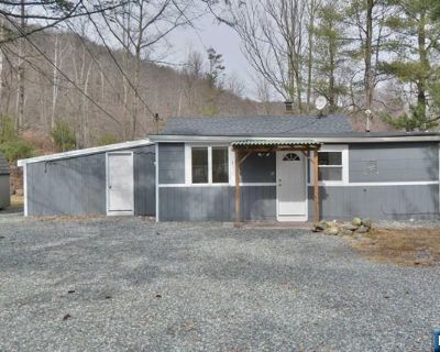 2 Bedroom 1BA House For Rent in West Milford, NJ