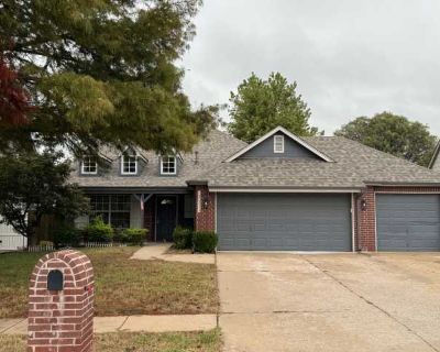 3 Bedroom 2BA 1446 ft Apartment For Rent in Bixby, OK