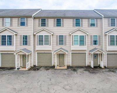 Rogers St Apt,tewksbury, Condo For Rent