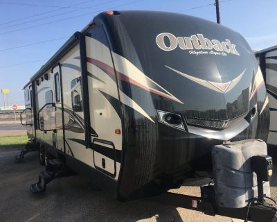 2016 OUTBACK 312BHS LIKE NEW!!! 2ACs TWO BEDROOMS