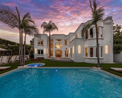 504 N Elm Drive. Property for Rent in Beverly Hills, CA for $49,995 with 6 bedrooms and 7 full baths. This 6,500 square foot property was built in 2000 on a lot size of 0.2616.. Welcome to this brand-new offering in the heart of the Beverly Hills Flats a breathtaking 6,500+ sq.ft. architectural estate that embodies timeless elegance, modern sophistication, and unparalleled craftsmanship.Behind ...