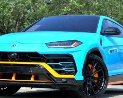 2020 Lamborghini Urus Standard