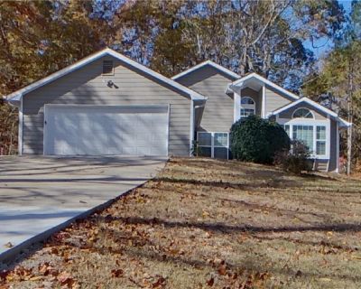 3 Bedroom 2BA 1608 ft House For Rent in Buford, GA