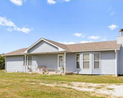 4 Bedroom 2BA 1884 ft Single Family Home For Sale in OTTAWA, KS
