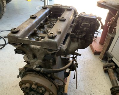 Giulietta engine with corresponding Tunnel case Gear box