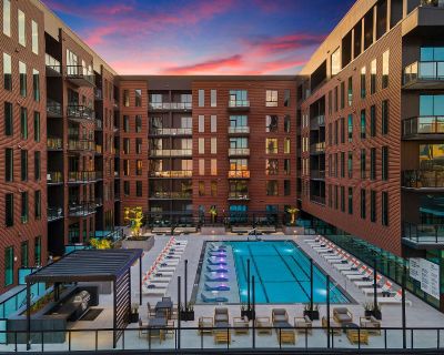 2404 Navigation Blvd APT 837. Layer your life with history, culture and community in Houston's East End. At Forth, you'll find everything you want, surrounded by everything you need... Forth at Navigation offers a landscaped courtyard with breathtaking views, full body fitness center, relaxing rooftop pool, and a mix of lounge and co-working spaces to maximize your workday. Plus, we offer furni...