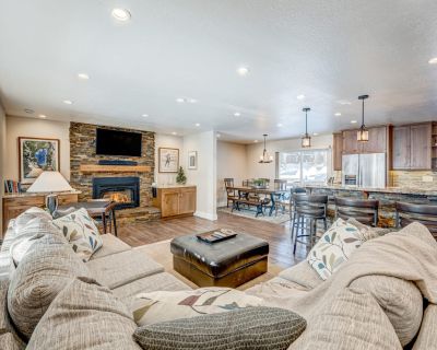 4 Bedroom 2BA Pet-Friendly House Vacation Rental in Comfort is Key Cabin, Incline...
