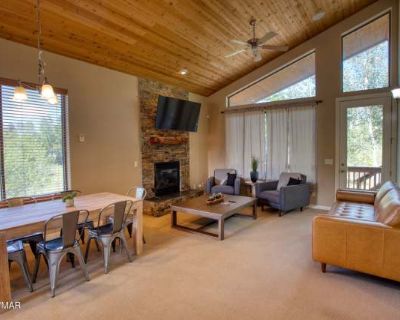 3 Bedroom 4BA 1946 ft Apartment For Rent in Pinetop-Lakeside, AZ