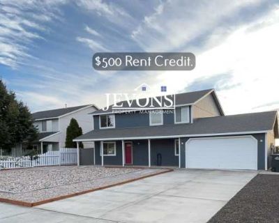 4 Bedroom 3BA 2016 ft Pet-Friendly Apartment For Rent in Moses Lake, WA