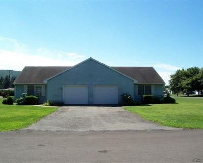 B Veteran Hill Rd, Horseheads, Home For Rent