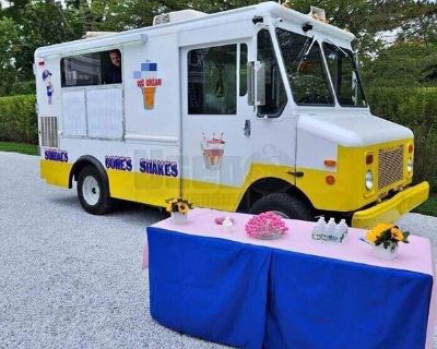 2003 Workhorse P40 Ice Cream Truck | Mobile Vending Unit