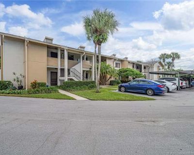 2 Bedroom 2BA 1251 ft Pet-Friendly Condominium For Sale in STUART, FL