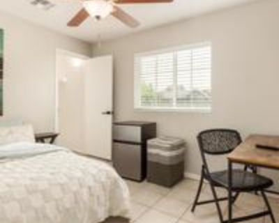 Upgraded Mesa Home | Secure Parking | Private Bathroom Options |Experienced Host