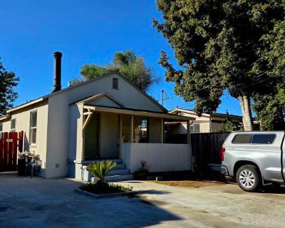 2 Bedroom 2BA 808 ft Pet-Friendly Apartment For Rent in Santa Cruz County, CA