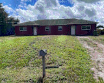 2 Bedroom 2BA 1000 ft² Apartment For Rent in Lehigh Acres, FL 2405 Mansfield Ave S