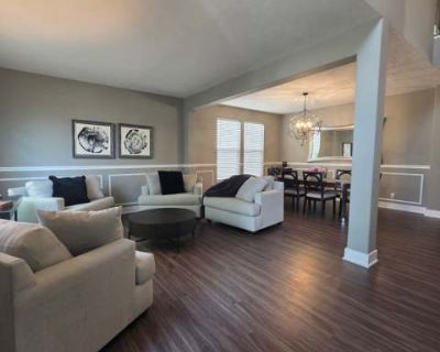 Executive Four Bedroom Rental w/ Office!. Dynamic and energetic, Omaha also offers plenty of price-friendly apartments. In unit laundry Pet friendly Garage Walk in closets Basketball court Clubhouse Unit Amenities in unit laundry walk in closets w/d hookup Property Amenities basketball court clubhouse on-site laundry parking garage cats allowed dogs allowed. Pets allowed. 4 Bedroom. 3.5 Bathroo...