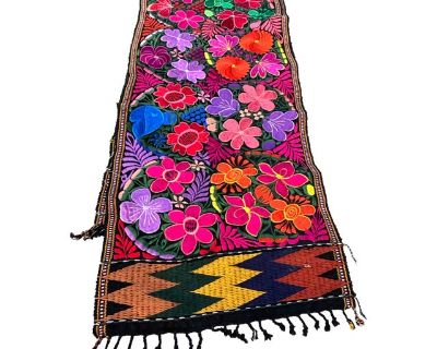 1990s Embroidery Floral Table Runner 96”l X 17”w