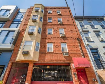 1 Bedroom 1BA Furnished Apartment For Rent in Hoboken, NJ