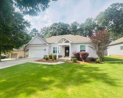 3 Bedroom 2BA 1600 ft Single Family Home For Sale in PERRY, GA
