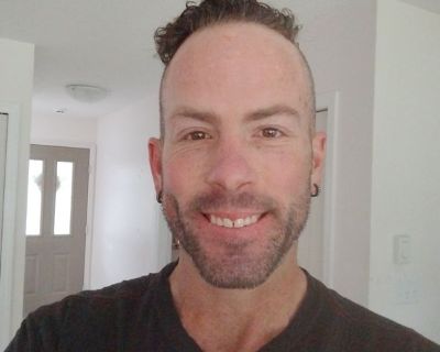 Jerrad - Needs a Room on iROOMit or a Room