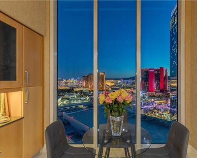 3 Bedroom 5BA 4103 ft Condominium For Sale in LAS VEGAS, NV
