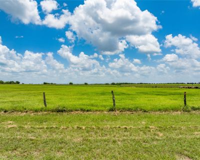 Lots and Land For Sale in Fayetteville, TX
