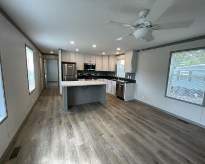 5143 Kidway Ct. Home features: 3 Bedrooms, 2 Full Bathrooms Laundry room w/full size washer/dryer All kitchen appliances included Central air conditioning Private dual entry Large 8'x8' storage shed Gourmet Ki .... 3 Bedroom. 2 Bathroom. 990 ft