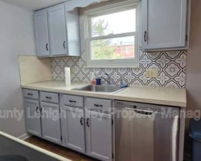 405 S Saint George St. Home to multiple colleges and a revitalized downtown, you'll love this charming, historic town. On-site laundry Pet friendly Parking Recently renovated Air conditioning Unit Amenities air conditioning recently renovated Property Amenities cats allowed dogs allowed pet friendly on-site laundry parking. Pets allowed. 3 Bedroom. 2 Bathroom. 1430 ft