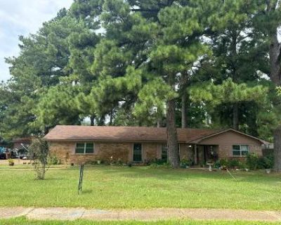 3 Bed 3 Bath Preforeclosure Property in Vivian, LA 71082 - S Spruce St