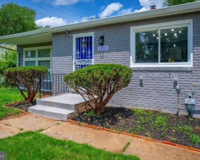 4 Bedroom 3BA 2049 ft Single Family House For Sale in Baltimore, MD