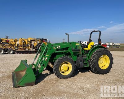 2016 John Deere 5085E 4WD Tractor