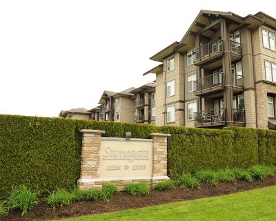 2 Bedroom 2BA 1148 ft Penthouse For Sale in Maple Ridge, British Columbia