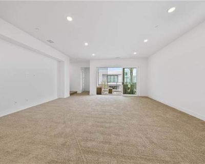 1 Bedroom 1BA 600 ft Pet-Friendly House For Rent in Tustin, CA