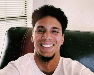 Student looking for Roomates SMC-> UCLA
