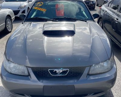 2004 Ford Mustang GT Deluxe Convertible