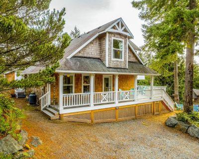 3 Bedroom 2BA Pet-Friendly House Vacation Rental in Madrona Ridge - MCA 389, Manzanita,...