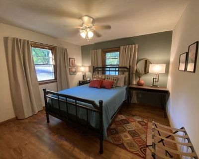 3 beds 1 bath house vacation rental in Springfield, MO