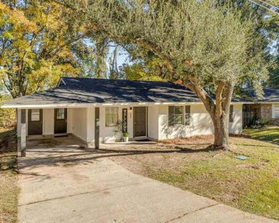 3 Bedroom 2BA 1039 ft Single Family Home For Sale in WEST MONROE, LA