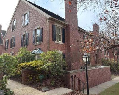 3 Bedroom 4BA 1577 ft Condo For Sale in PHILADELPHIA, PA