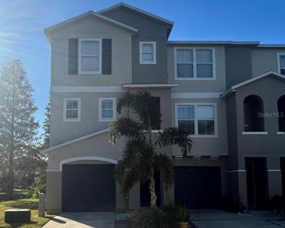 3 Bedroom 2BA 1572 ft Townhouse For Sale in Tampa, FL
