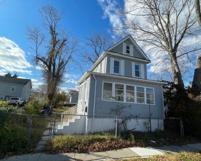 3 Bedroom 1BA 888 ft Apartment For Rent in Neptune, NJ