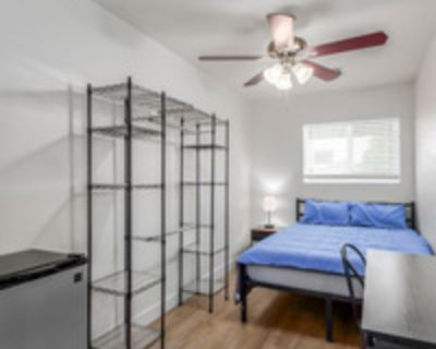 Phoenix House with Dining area. Spacious & beautiful